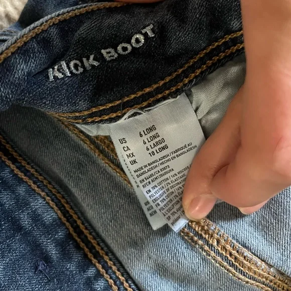 American Eagle Outfitters Flare Jeans in Dark Blue - Picture 3 of 4